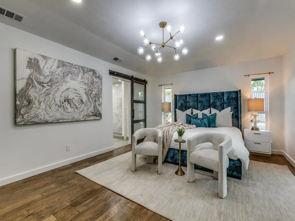 6826 Town Bluff Drive