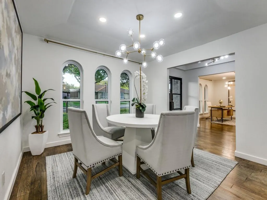 6826 Town Bluff Drive
