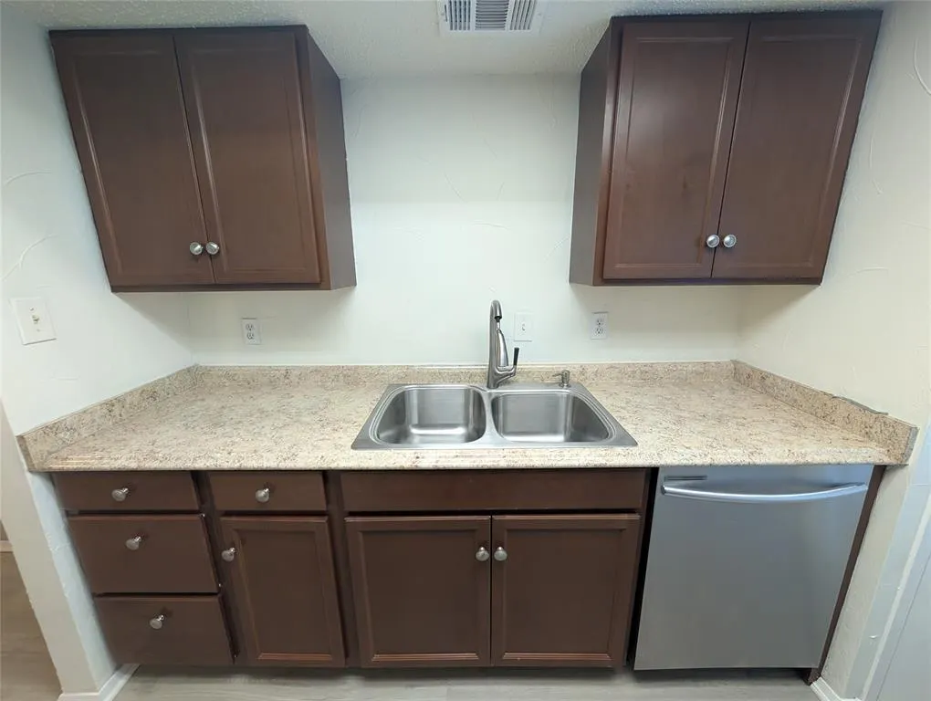 7431 Holly Hill Drive, #229