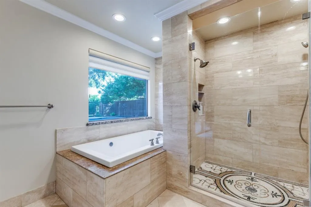 2204 Bridge View Lane