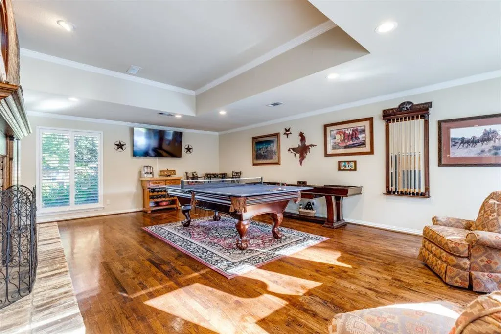 2204 Bridge View Lane