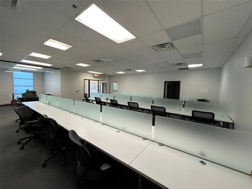 4700 Dexter Drive, #100