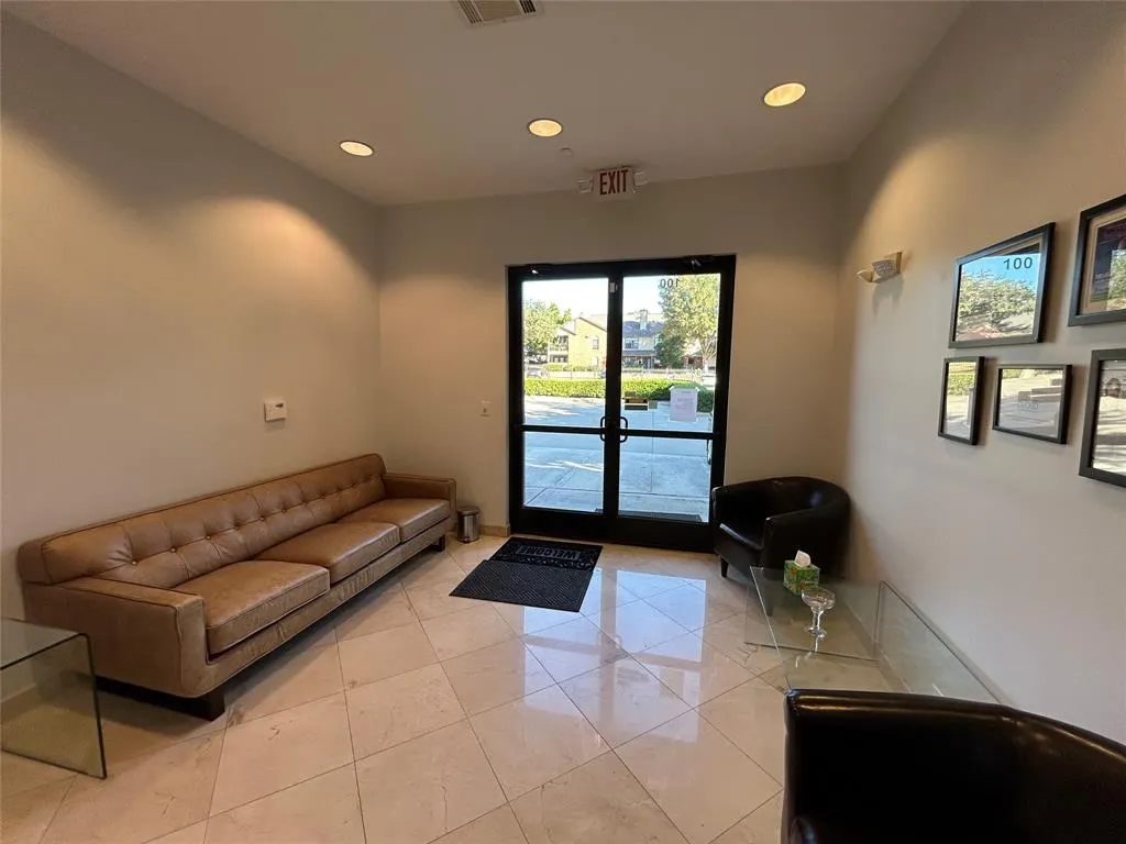 4700 Dexter Drive, #100