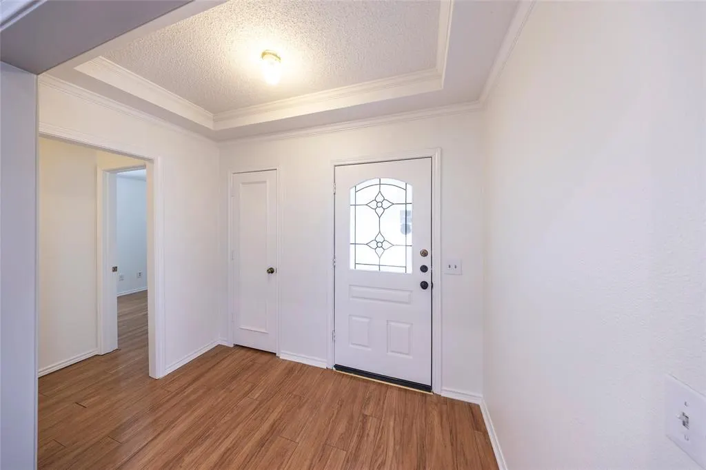 4457 Jenning Drive