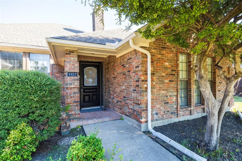 4457 Jenning Drive