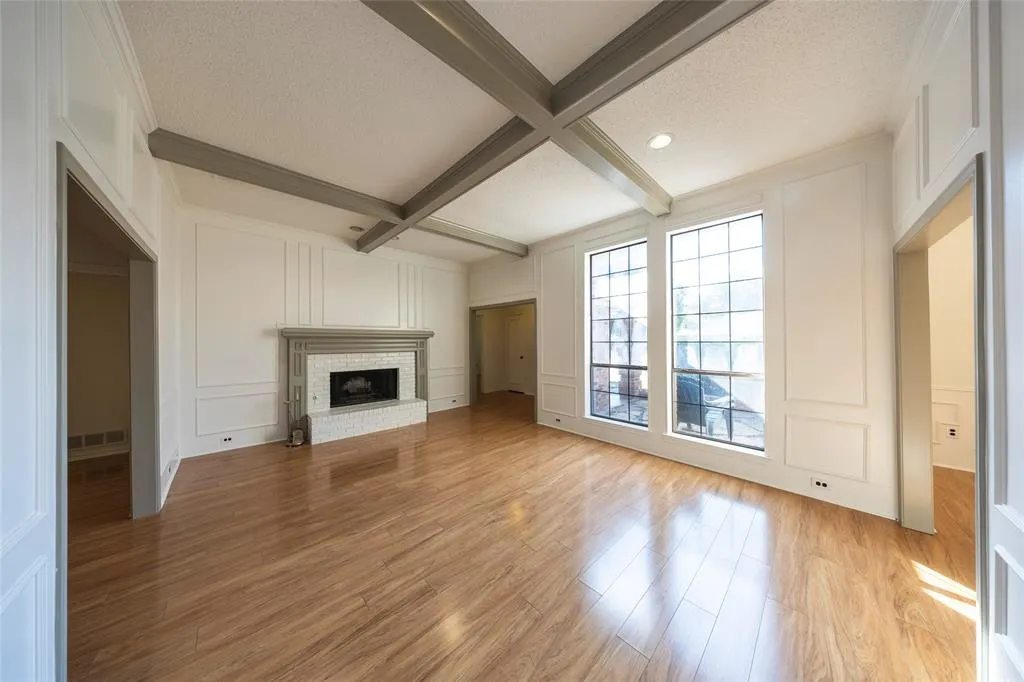 4457 Jenning Drive