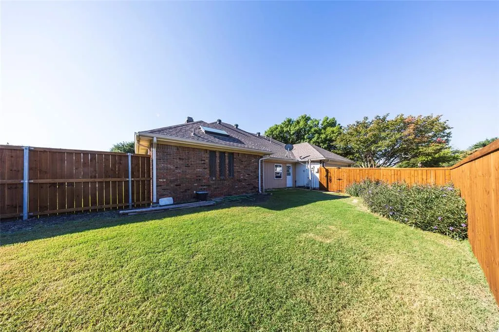 4457 Jenning Drive