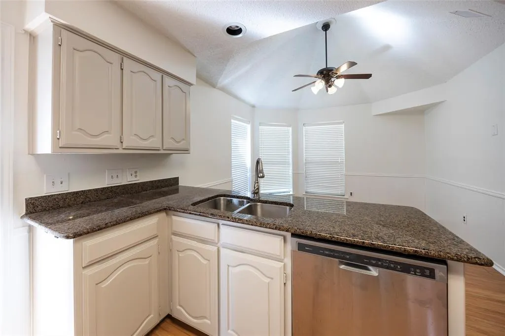 4457 Jenning Drive