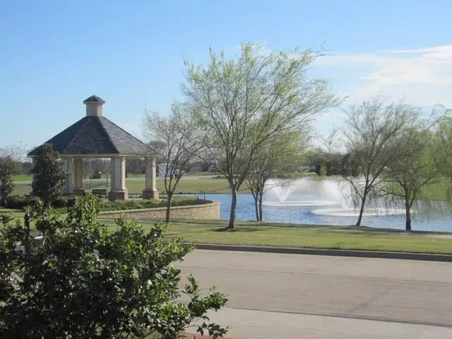 2702 Westpoint Drive