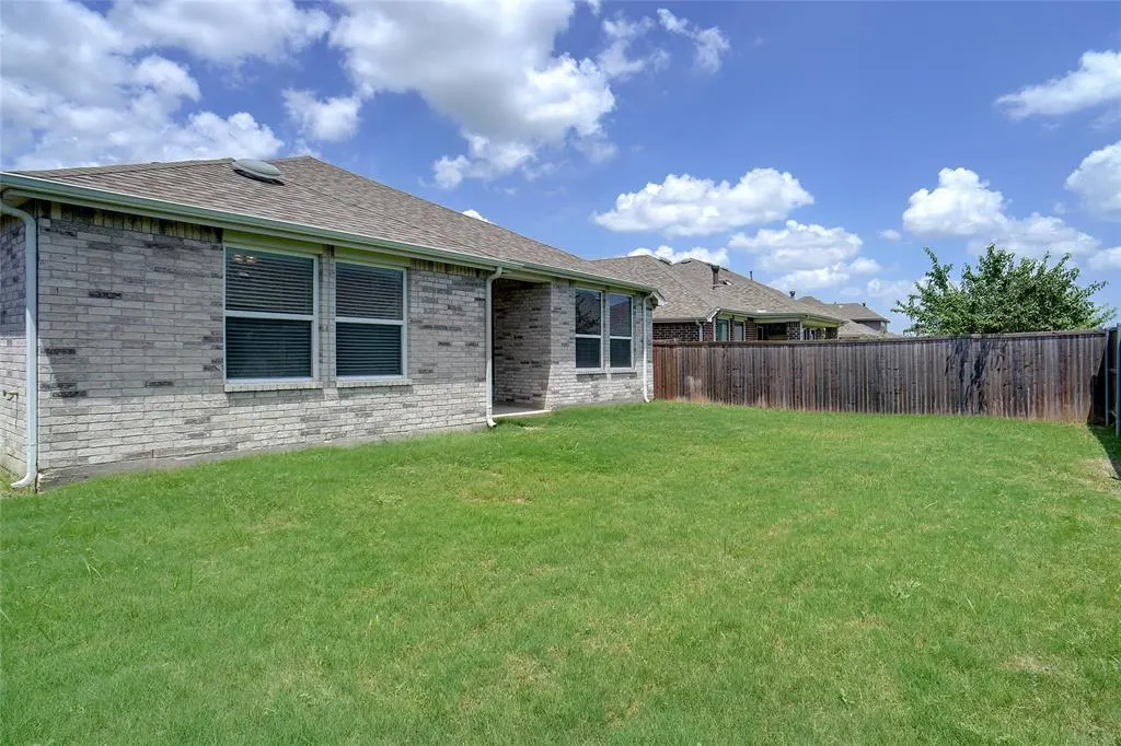 1712 Alton Way