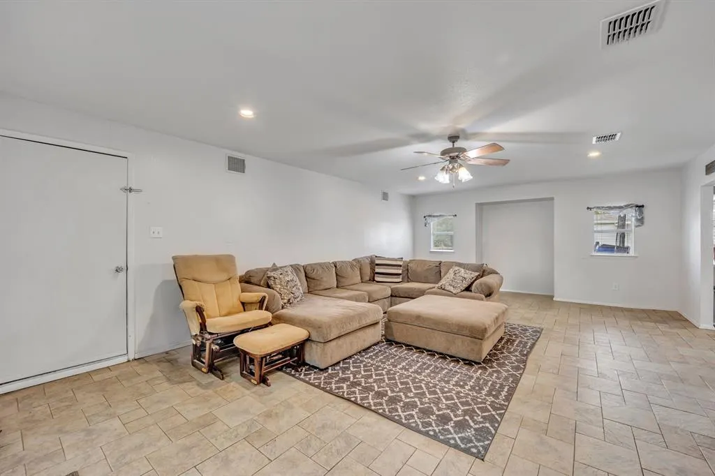 7354 Sterling Drive