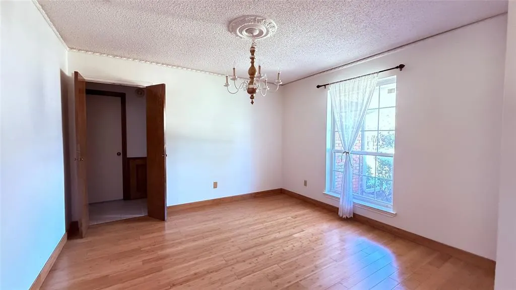 4020 Mcclary Drive
