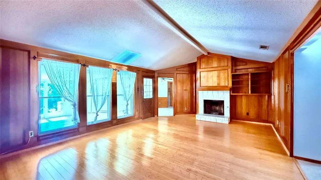 4020 Mcclary Drive