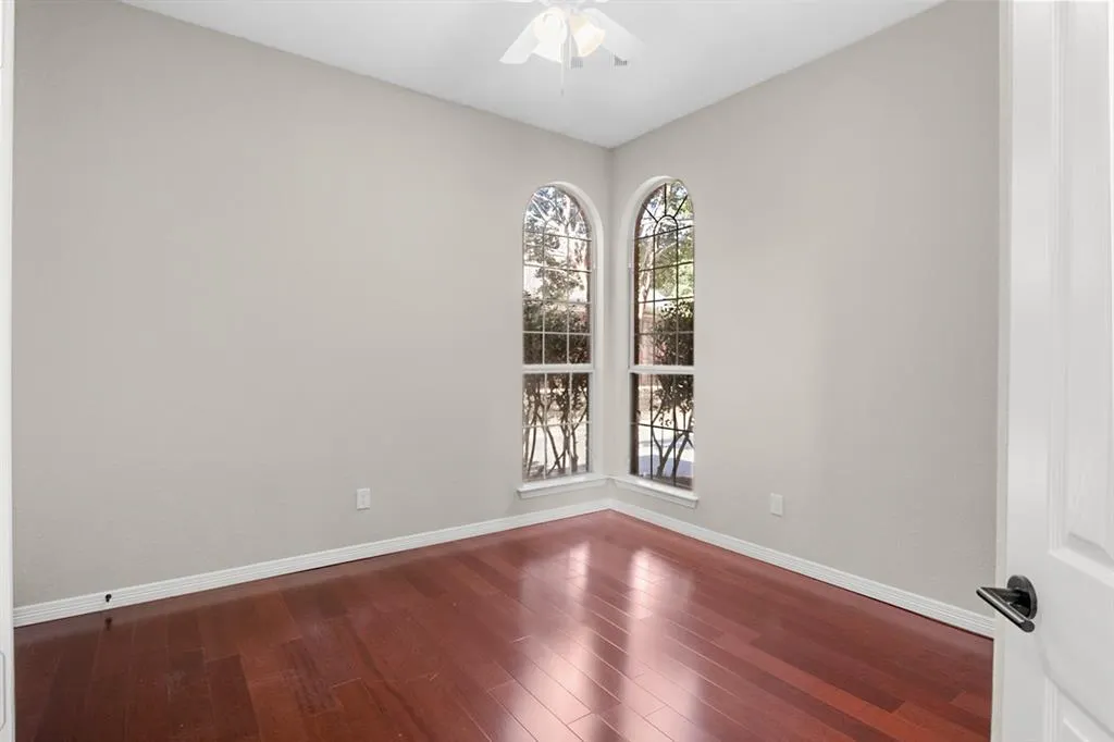 504 Broad Leaf Lane
