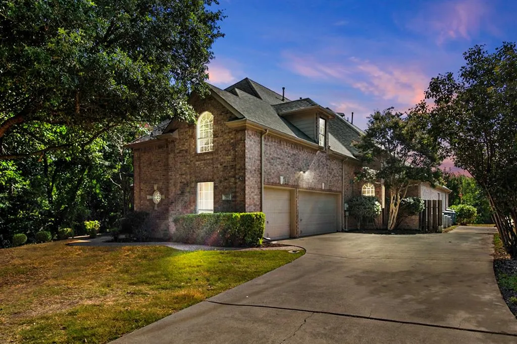 504 Broad Leaf Lane