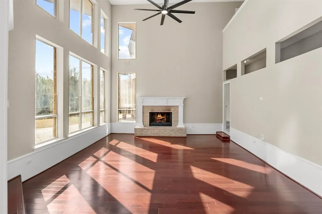 504 Broad Leaf Lane