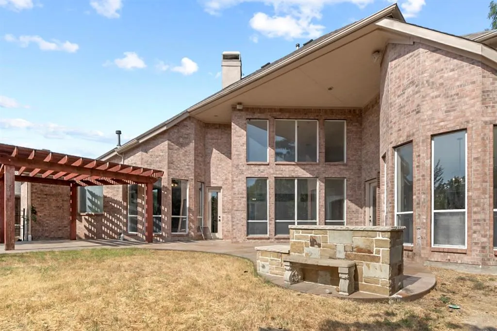 504 Broad Leaf Lane