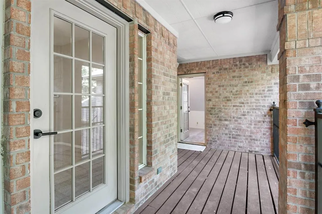 504 Broad Leaf Lane