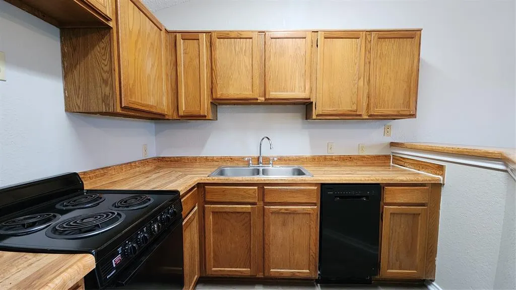 6108 Abrams Road, #627