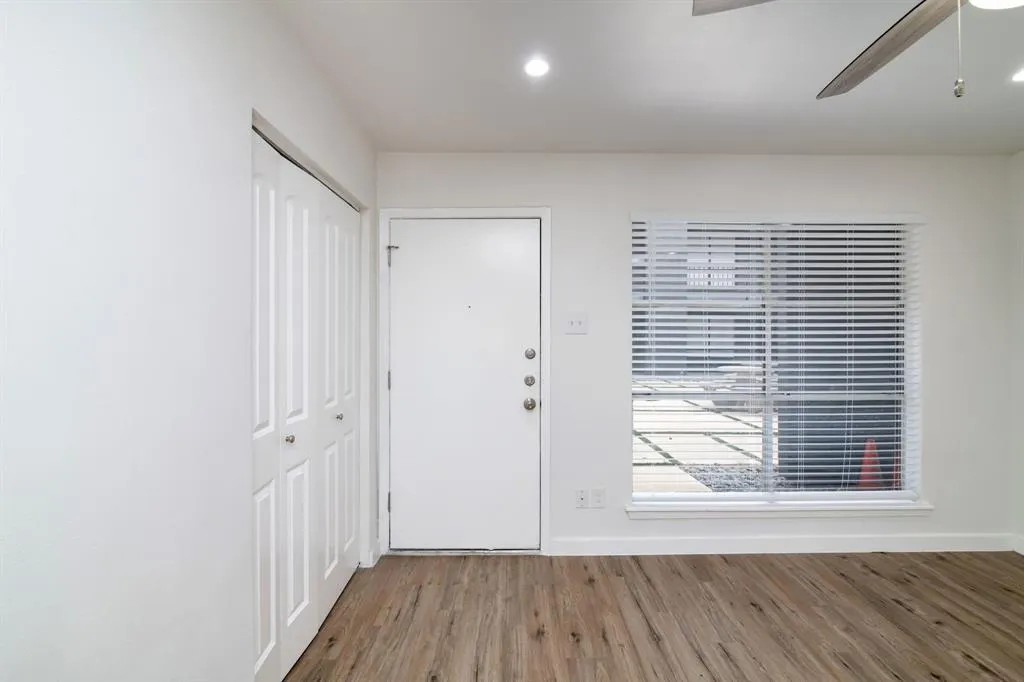 2722 Throckmorton st Street, #310