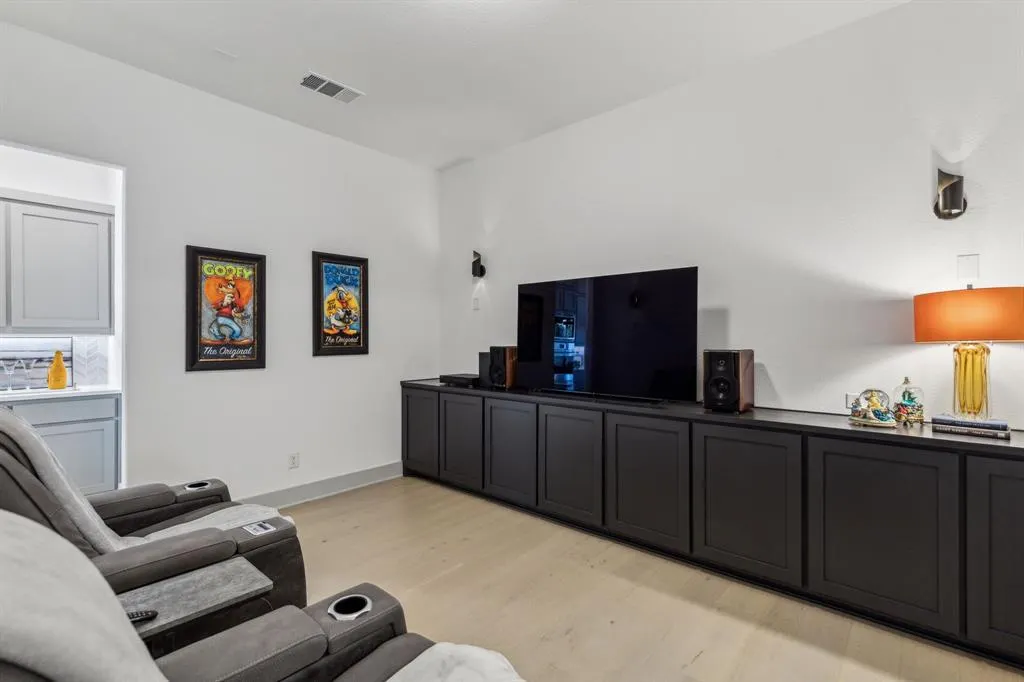 6252 Rocca Valle Drive