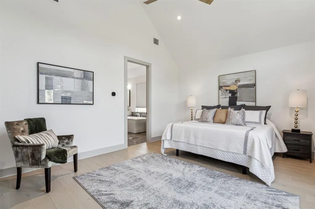 6252 Rocca Valle Drive