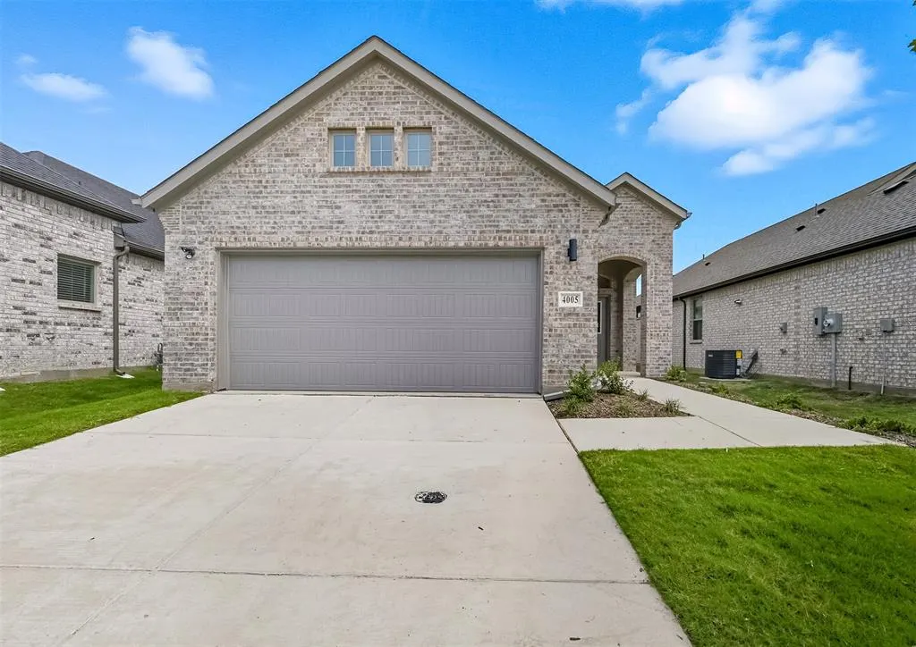 4005 Sandstone Drive