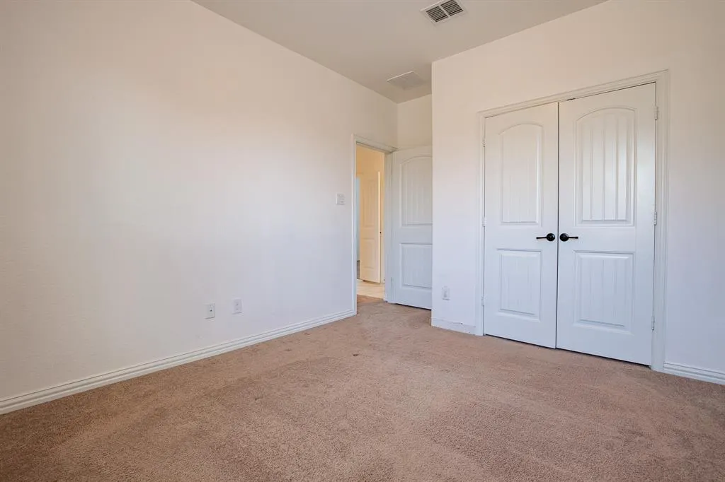 9525 Corinth Lane