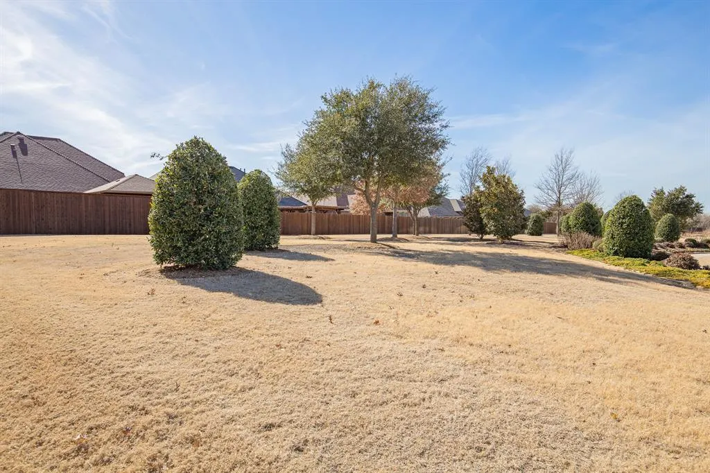 9525 Corinth Lane