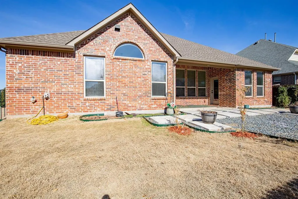 9525 Corinth Lane