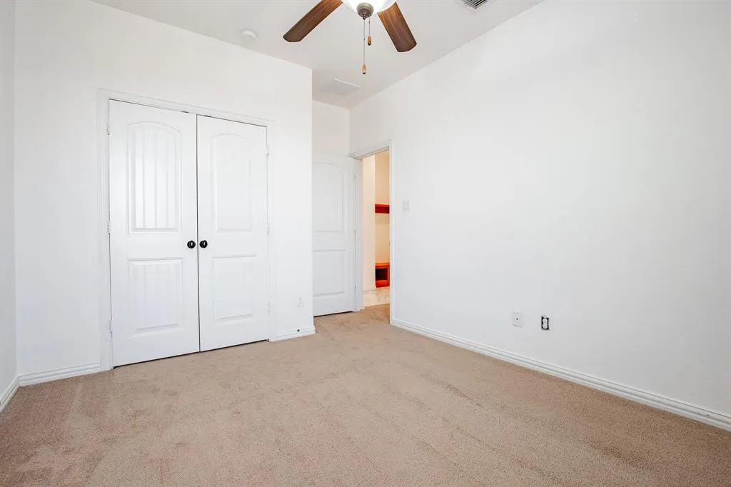 9525 Corinth Lane