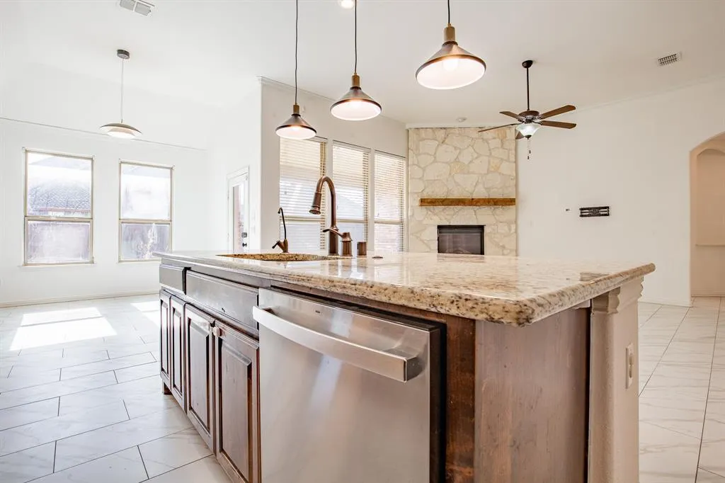 9525 Corinth Lane