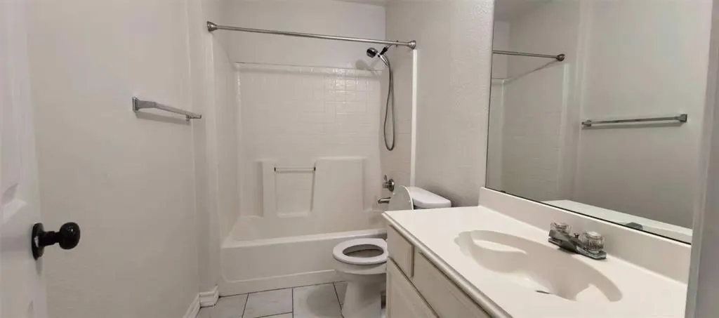 6331 Windmill Circle