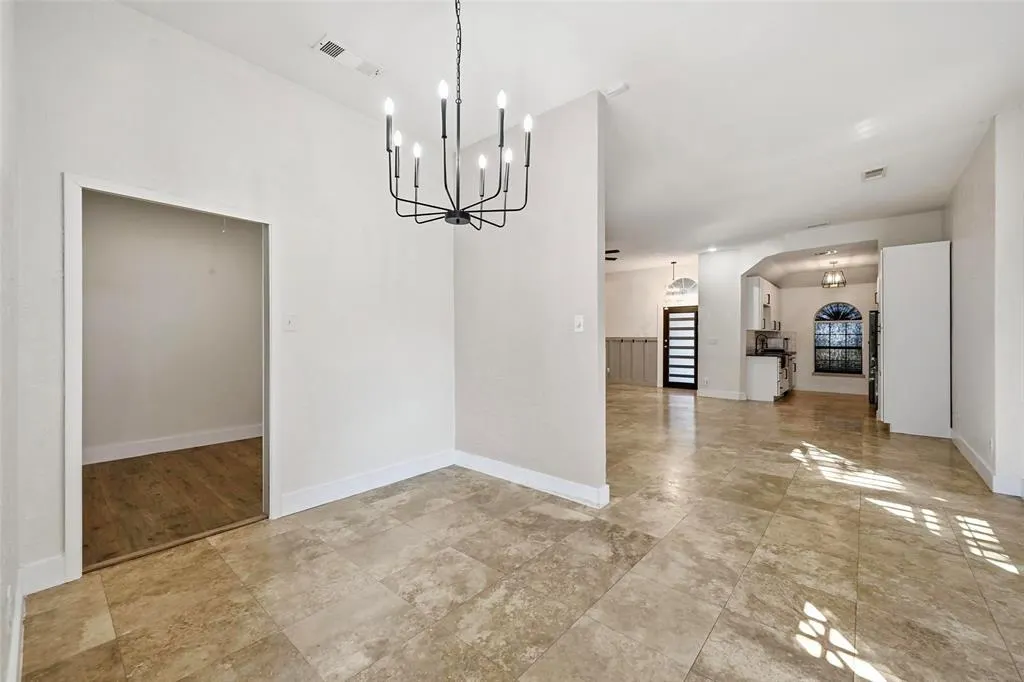 7829 Creekview Drive