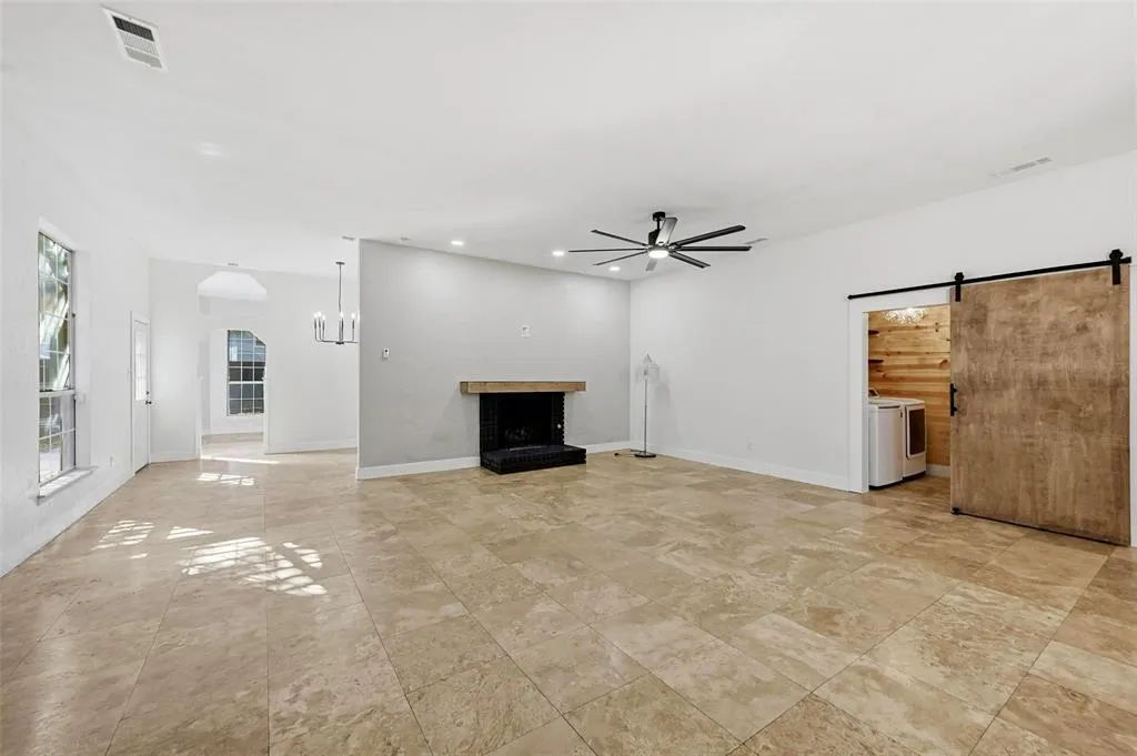 7829 Creekview Drive