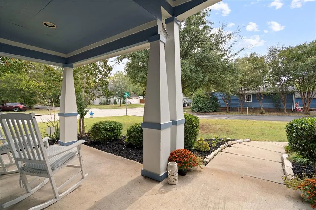 1001 W Midway Street