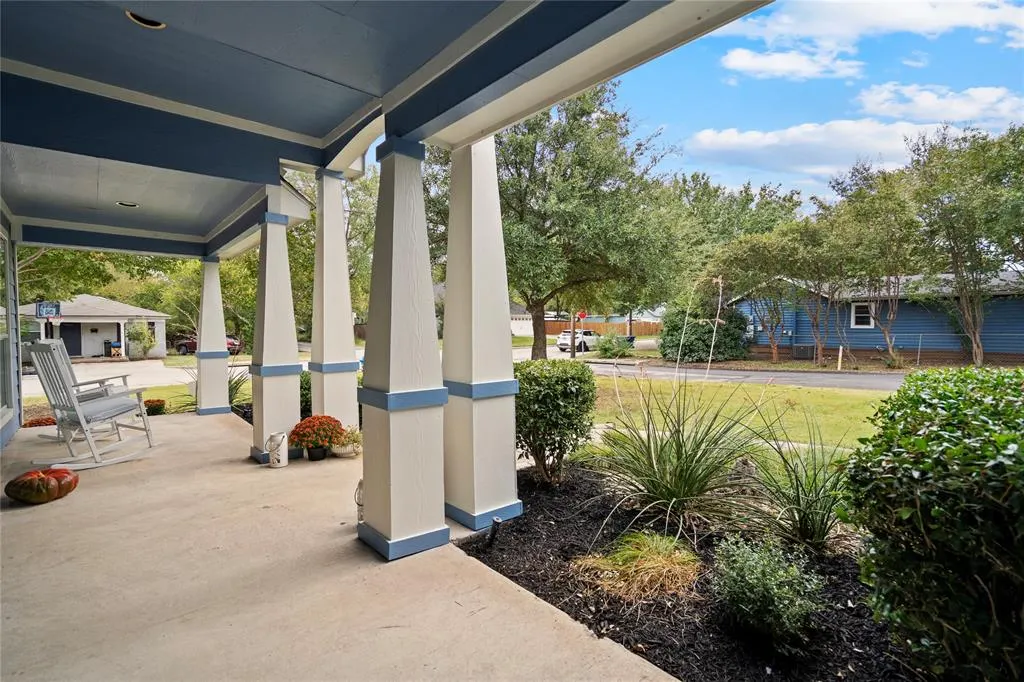 1001 W Midway Street