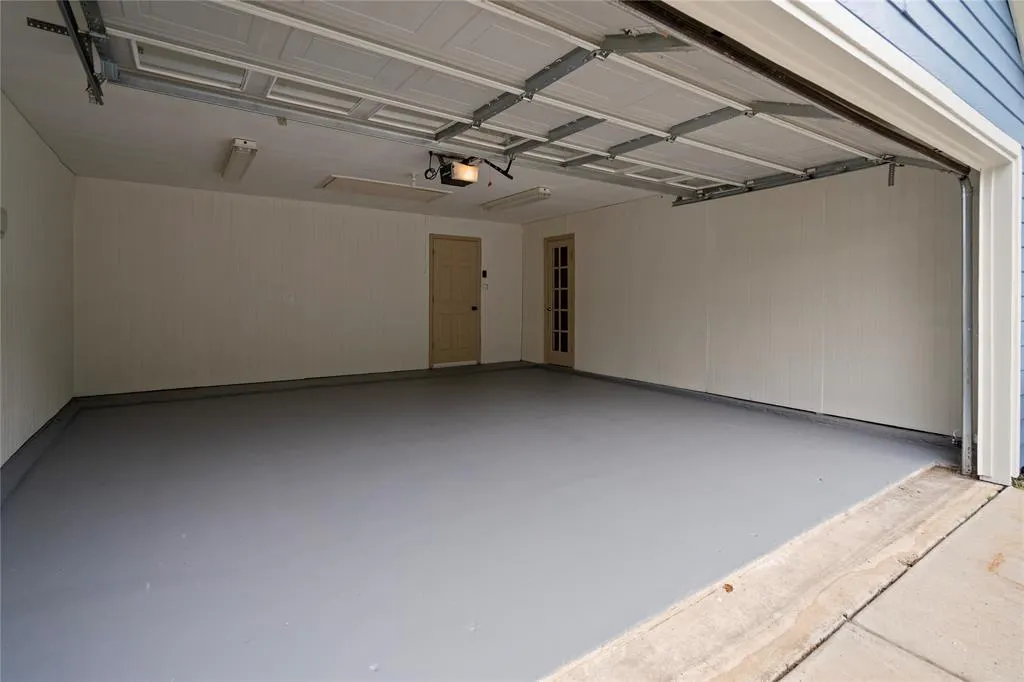 1001 W Midway Street