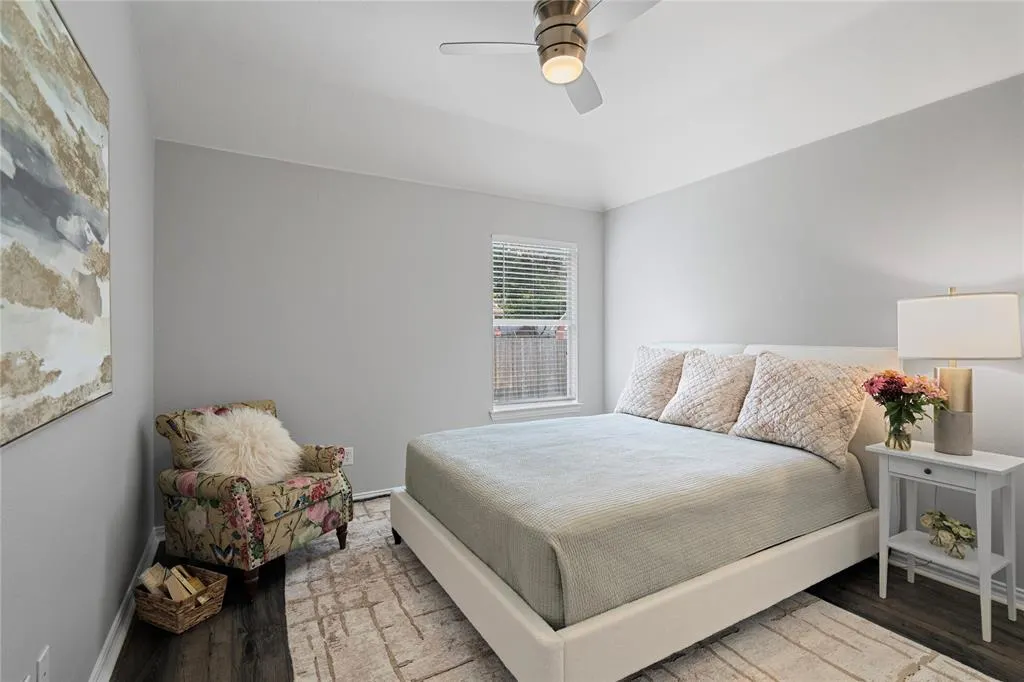 1001 W Midway Street