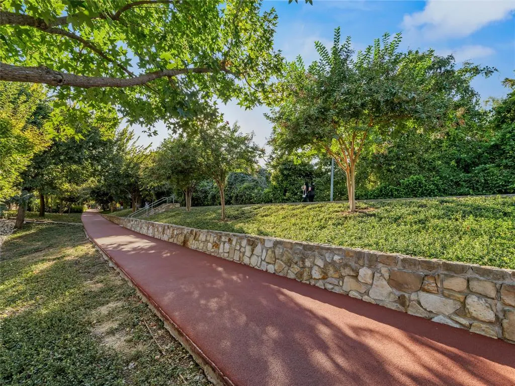 3935 Buena Vista Street, #E