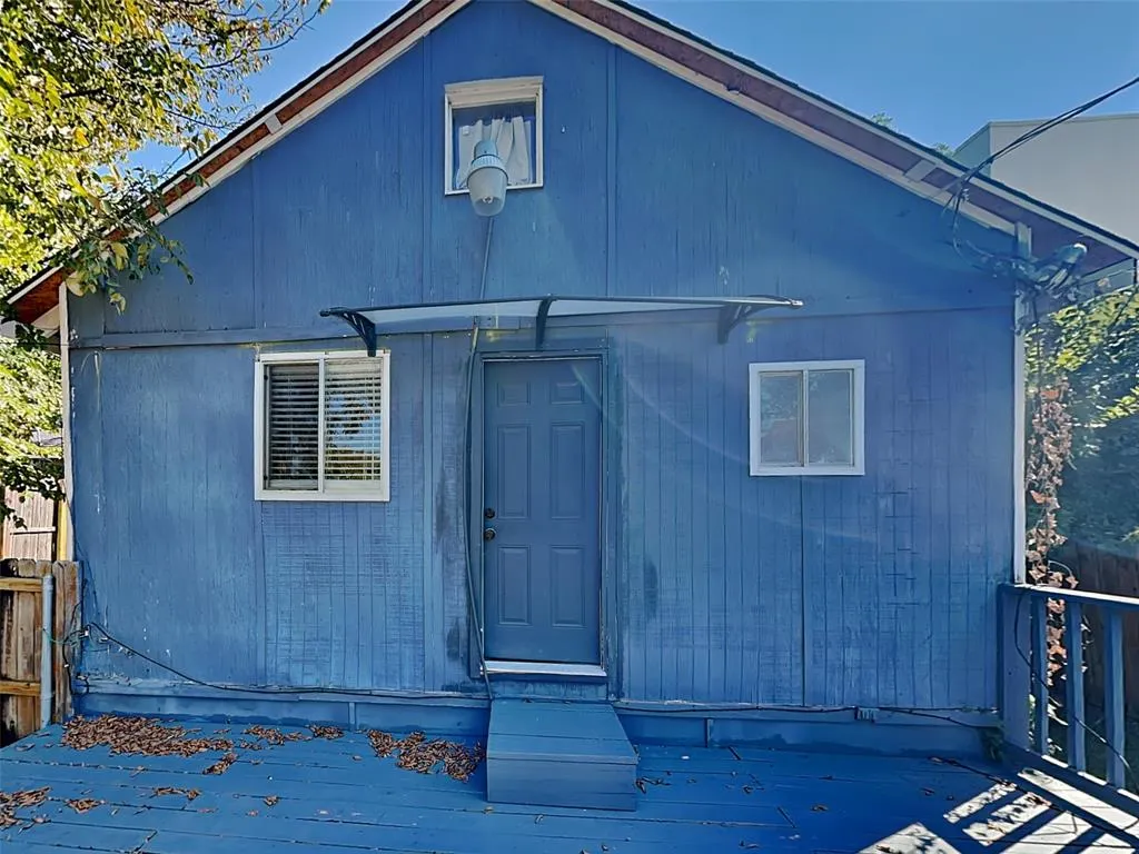 2015 Mcmillan Avenue, #2