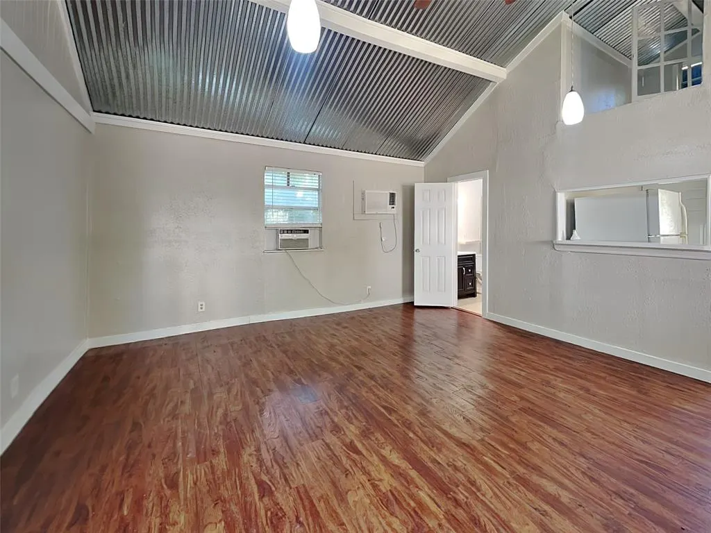 2015 Mcmillan Avenue, #2