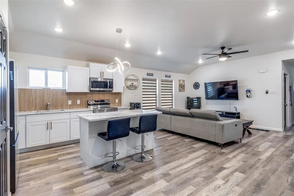 3223 Tuskegee Street