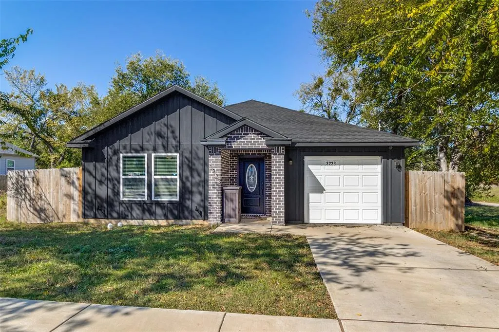 3223 Tuskegee Street