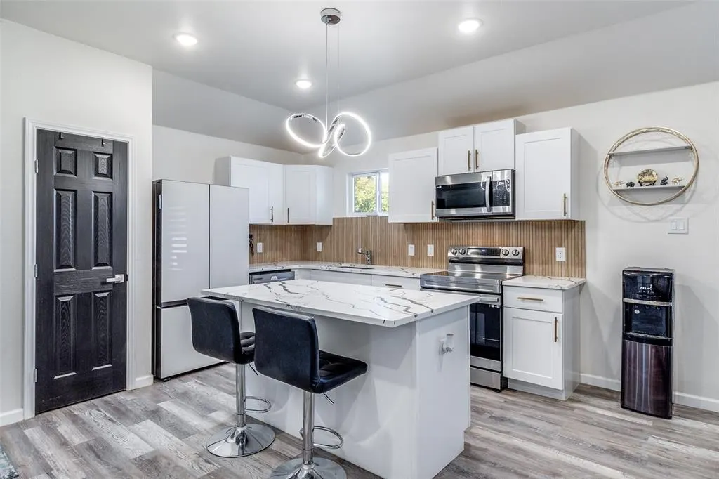 3223 Tuskegee Street