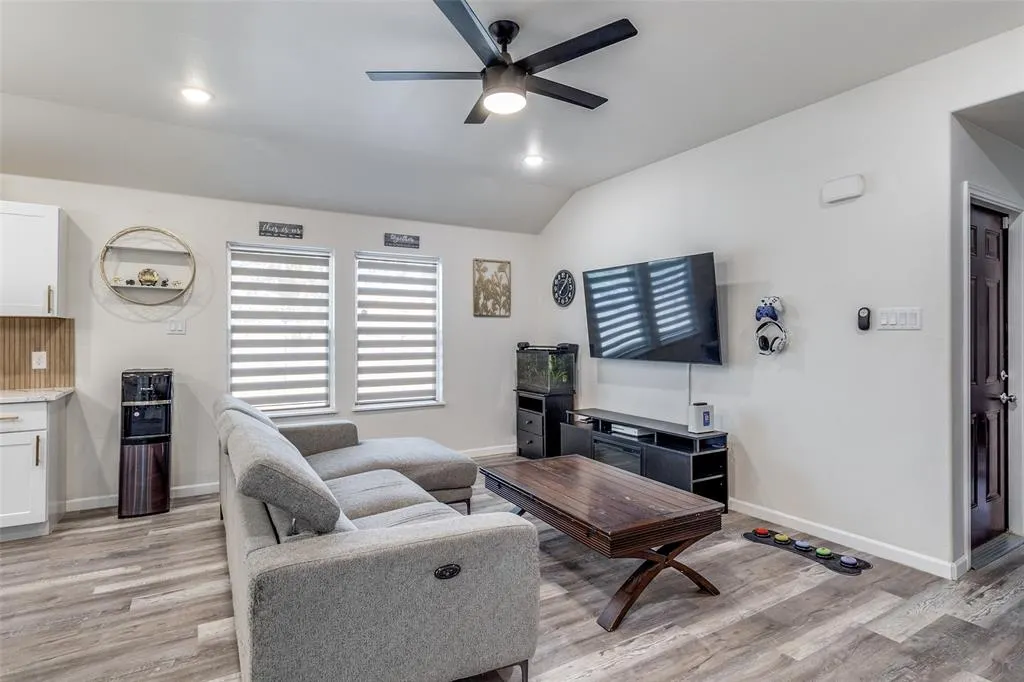 3223 Tuskegee Street