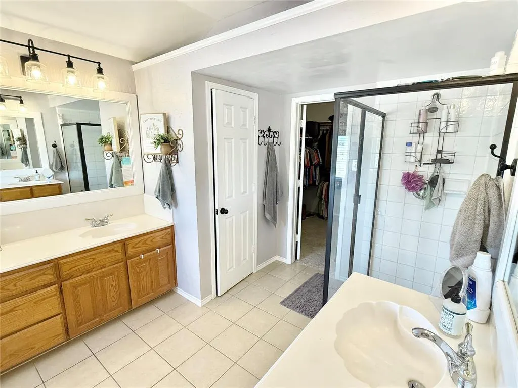 3437 Ash Lane