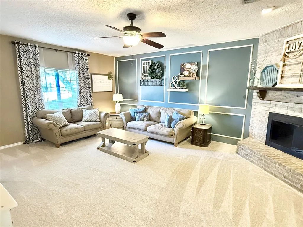 3437 Ash Lane