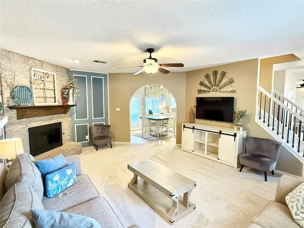 3437 Ash Lane