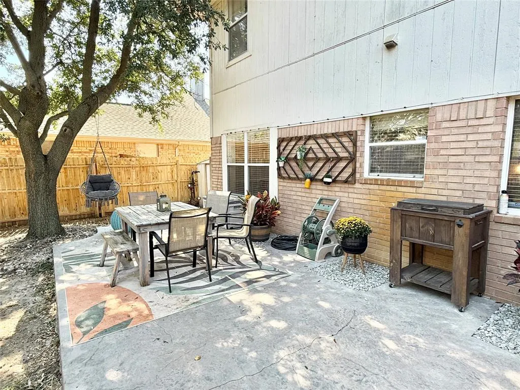 3437 Ash Lane
